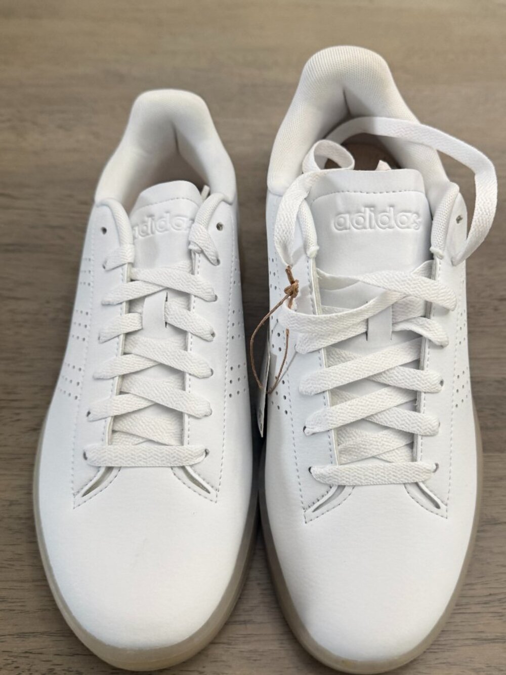 Advantage Ecogrind Women's Low Casual / Tennis Sneakers US 9 1/2 NWT